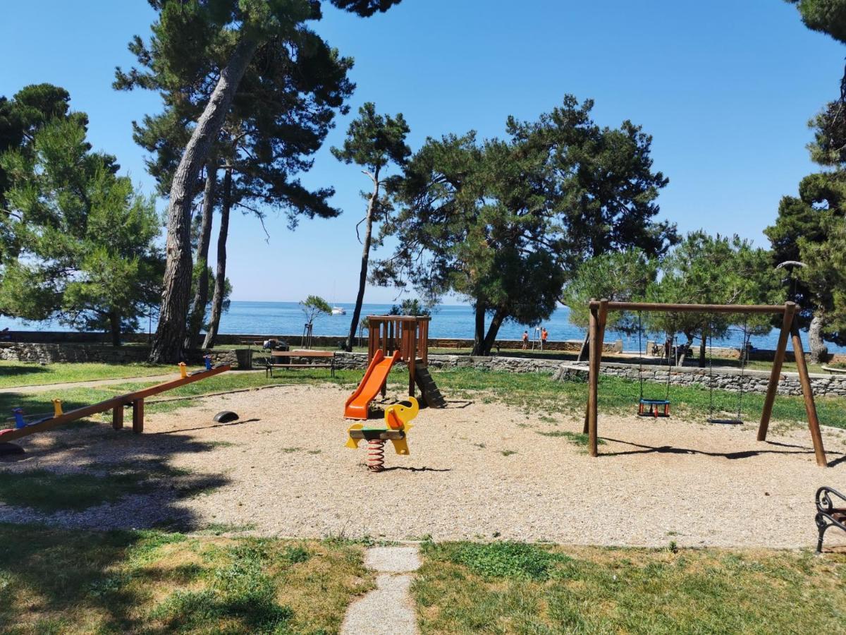 Mirta Deluxe: Seaside Serenity Novigrad (Istria)